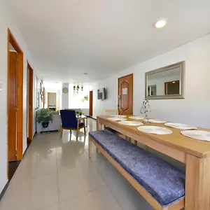 Apartamento Casa Amplia Y Comoda Cerca Del Estadio Y La 70, Medellín
